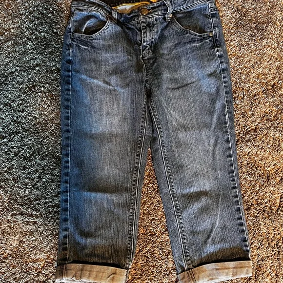 DKNY Blue Denim Capri Jeans - Picture 1 of 5